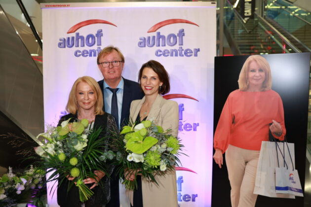 25 Jahre Auhof Center 1140 Wien | Testimonial Gerda Rogers Eigentümer Peter Schaider Bundesministerin Karoline Edtstadler