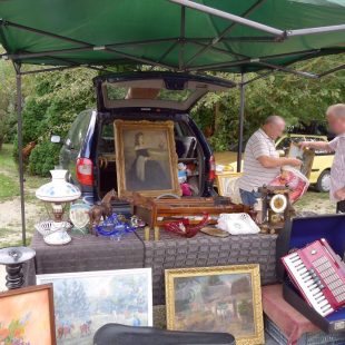 Bad Hévíz / Ungarn · Hévízer Flohmarkt