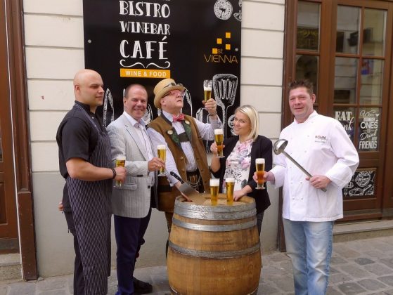 Erste Wiener Bierwoche · Stefan Lichtenegger (Vienna 1st/ GO!WIEN), Peter Dobcak (WKO), Conrad Seidl („Bierpapst“), Vlatka Bijelac (Gastronomin, Beef & Glory), Michael Böhm (Chefkoch Landgasthaus Böhm)
