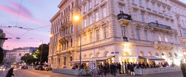 Café Bellaria, Wien 1 | Außenansicht Abend