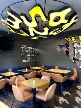 Café Restaurant Zuckergoscherl, Einrichtung