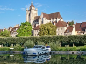 Dole Bootsfahrt durch die Gegend • © CRT Franche Comté / Les Canalous