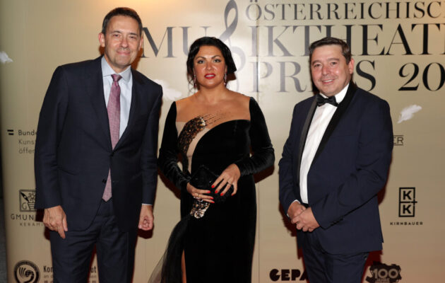 Musiktheaterpreis 2022 | Staatsoperndirektor Bogdan Roščić , Anna Netrebko, Präsident Karl-Michael Ebner Musiktheaterpreis 2022 | Staatsoperndirektor Bogdan Roščić , Anna Netrebko, Präsident Karl-Michael Ebner