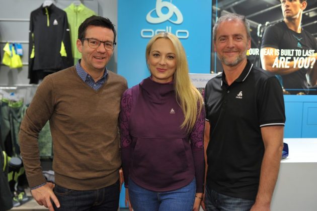 Odlo Blackcomb Präsentation: Sandro Cattaneo (Odlo Österreich Geschäftsführer, Sonja Ortner (communication studio), Günter Cuma (Odlo Store Manager Donauzentrum)