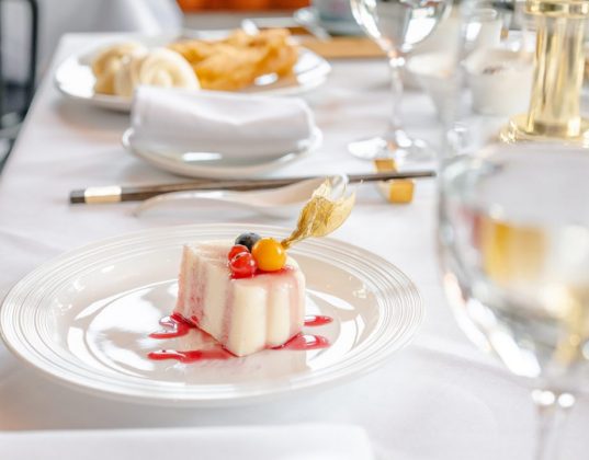 Sonntagsbrunch, Dessertvariationen One Night in Beijing • Nussdorfer Platz 8 • 1190 Wien • Brunch Dessertvariationen