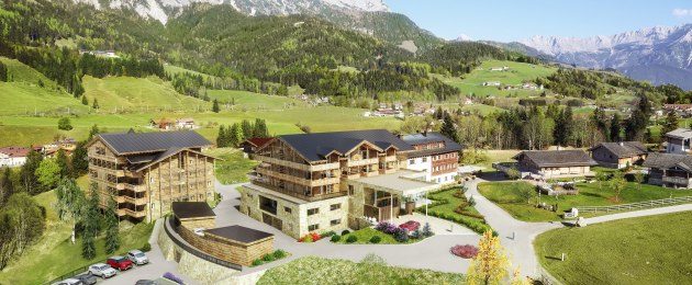 Puradies, Leogang Österreich | Aussenansicht Tag