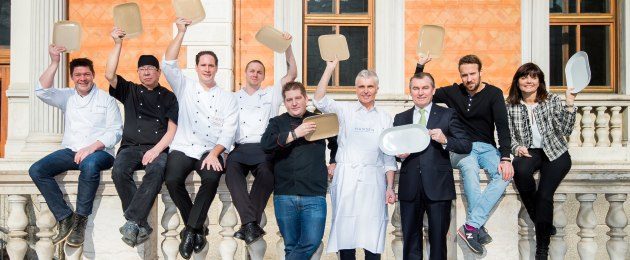 Wiener Restaurantwoche 2017 Köche: Michael Böhm, Landgasthaus Böhm, Hiroshi Sakai, Restaurant Sakai, Erich Freund, Émile Bar & Brasserie, Christian Weber, Restaurant Ofenloch, Felix Albiez, Restaurant Das Schick, Leo Doppler, Restaurant Hansen, Toni Mörwald, Mörwald Relais & Chateaux Gourmet TONI M., Sören Herzig, Amador´s Wirtshaus & Greißlerei und Karin Artner, Restaurant Ofenloch.