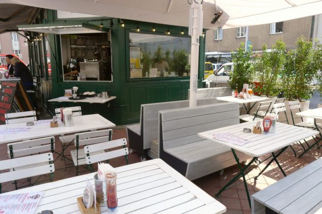 „Rinderwahn am Markt“, Wiener Naschmarkt · neu gestalteter Gastgarten