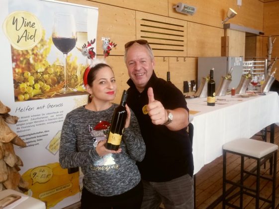 Ski-Opening Stuhleck 12.12.2019 | Caroline Athanasiadis (Kabarettistin & Kernölamazone) und Thomas Schenk (Wine Aid)