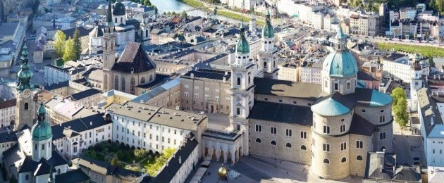 Luftbildaufnahme DomQuartier Salzburg