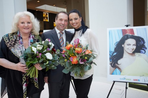 v.l. Moderatorin Marika Lichter, Bundesinnungsmeister Walter Imp, Testimonial Petra Frey