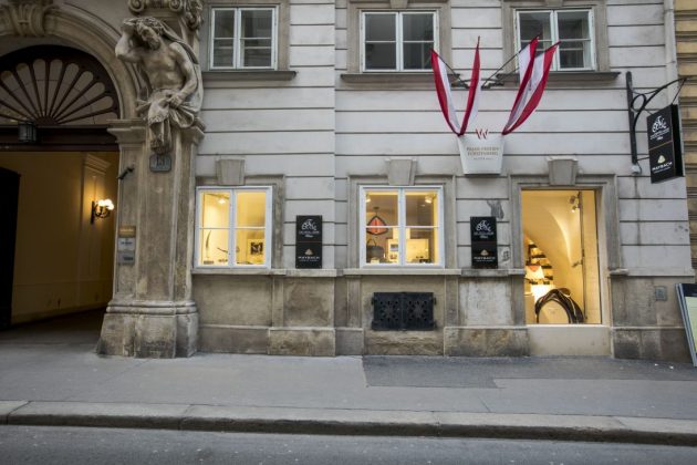 The Optic House und Maybach Boutique · Himmelpfortgasse 13/2, 1010 Wien