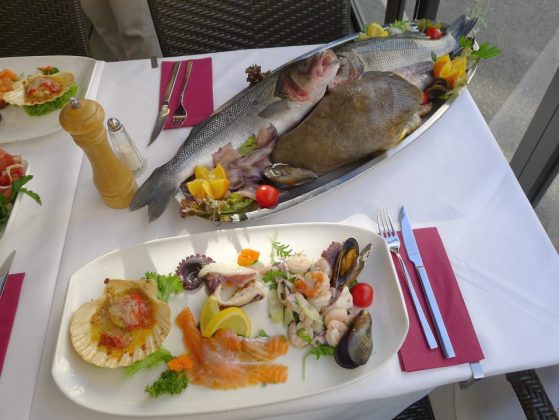 Antipasto di mare u. Branzino Trattoria La Scala, 1010 Wien· Antipasto di mare u. Branzino