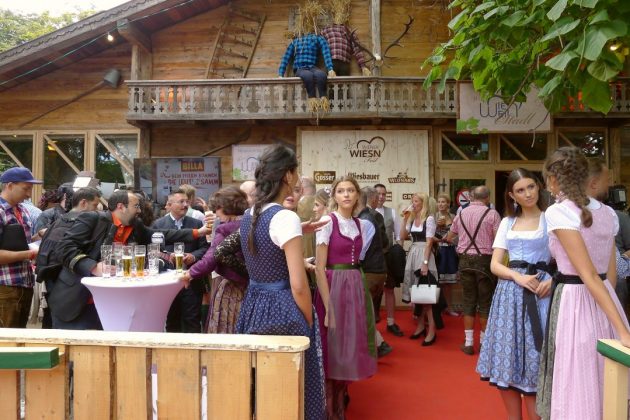 Feierliche Eröffnung des Wiener Wiesn-Fests 2019 · VIP-Empfang im WienWein Winzerstadl