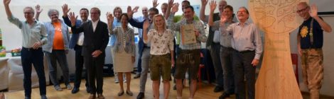 Initiative Bewusst Gemeinsam Leben · präsentation in Wie Mitte September 2020 · Georg Dygruber mit Unterstützern