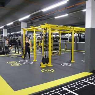 Fitinn P+R Wien Hütteldorf · Deutschordenstraße 3, 1140 Wien · Trainingsturm