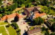 Prämonstratenserkloster Želiv (Seelau) in der tschechischen Region Vysocina Luftaufnahme