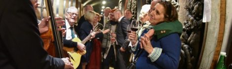Lenz Moser Herbstfest und Segnung des 1000-Eimer-Fasses