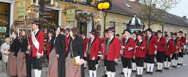 Spargel-Saison-Eröffnung im Marchfelderhof