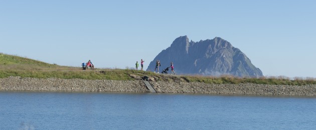 Wildkogel-Arena Neukirchen und Bramberg | Bergsee mit Wanderern