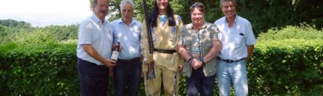 Winnetou beim Kunst-Frühstücken im Berghotel Tulbingerkogel