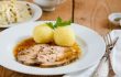 Wirtshauskultur NÖ Schweinsbraten Erdäpfelknödel Kraut 1