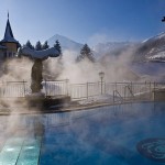 Dampfendes Aussenbecken im Winter
